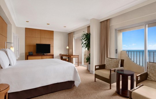 크기변환_MAIN TOWER - EXECUTIVE SUITE - ROOM (2017).jpg