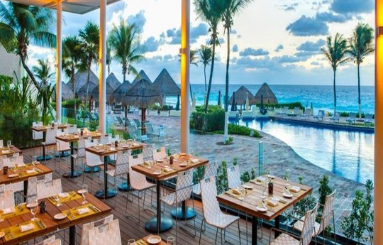 꾸미기_48bparadisuscancun-themarketgrillrestaurant.jpg