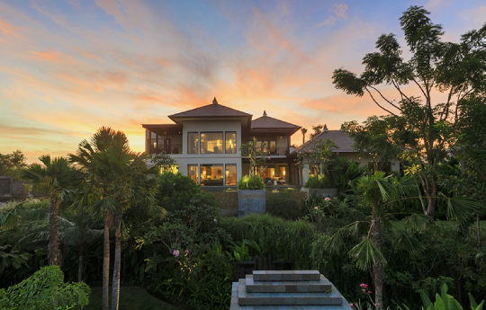 The Ritz-Carlton, Bali - Ritz-Carlton Cliff Villa.png